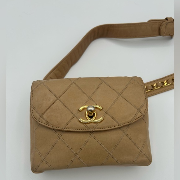 Chanel Tan and Gold Quilted Crossbody Bag with Iconic CC Logo - Picture 1 of 11
